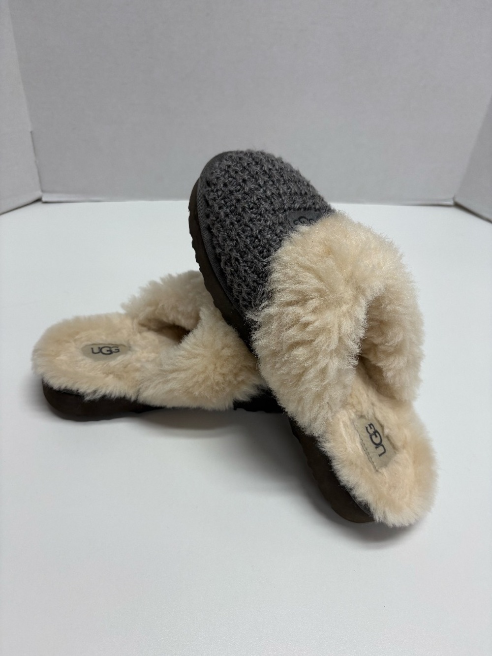 UGG Women's Cozy Grey Slipper - Size 8.